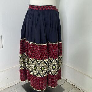 Vintage 40s Vera Originals Embroidered Guatemalan Skirt